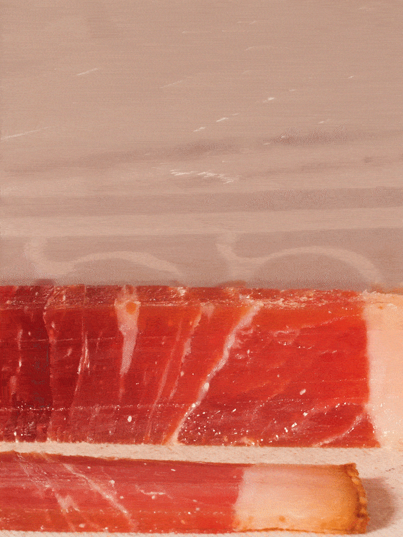 金字火腿切片，溫水浸泡5分鐘